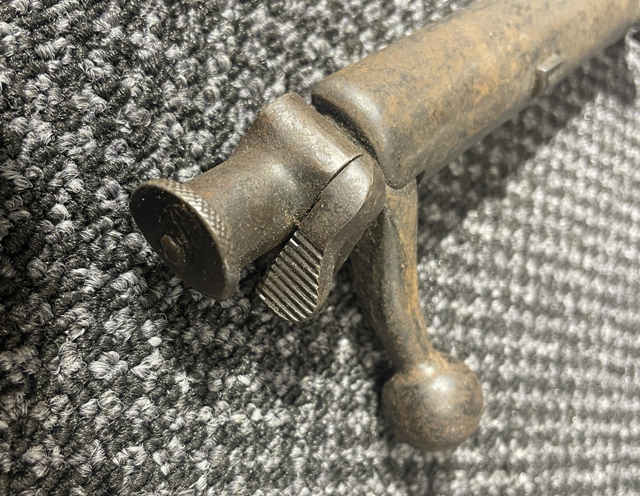 No1 MLE Bolt Complete With Dust Cover - Image 4